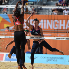 Beach Volleyball - Commonwealth Games Day 3
SMITHFIELD, BIRMINGHAM, ENGLAND - 31 July 2022. Lynne Beattie & Mel Coutts (SCO) in action against Miller Pata & Sherysyn Toko (VAN) in the Women’s Beach Volleyball Pool C Match on Day 3 of the Birmingham Commonwealth Games.  (Photo by Lynne Marshall | www.volleyballphotos.co.uk)