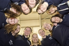 mm-0150081c-scotland-east-girls-huddle